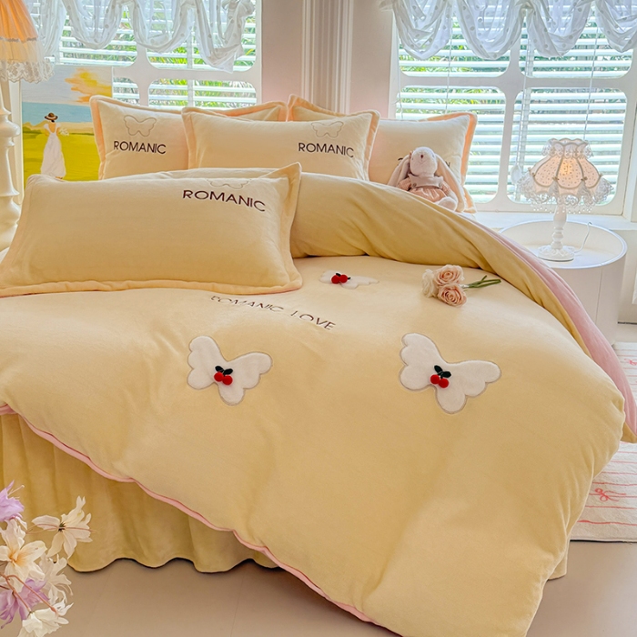 91家纺网 家纺一手货源 找家纺 （总）漫布云 2025新款简约ins风A类全消光230g牛奶绒公主绒四件套床裙款被套系列