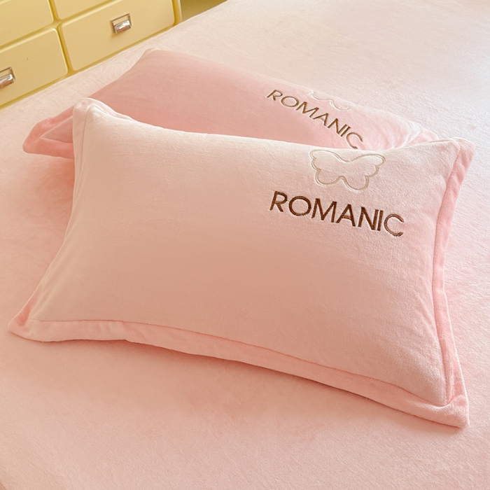 91家纺网 家纺一手货源 找家纺 （总）漫布云 2025新款简约ins风A类全消光230g牛奶绒公主绒四件套床裙款被套系列