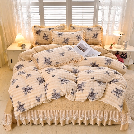 91家纺网 家纺一手货源 找家纺 （总）三友家纺 直播爆款牛奶绒大泡泡印花蕾丝花边床盖床裙四件套