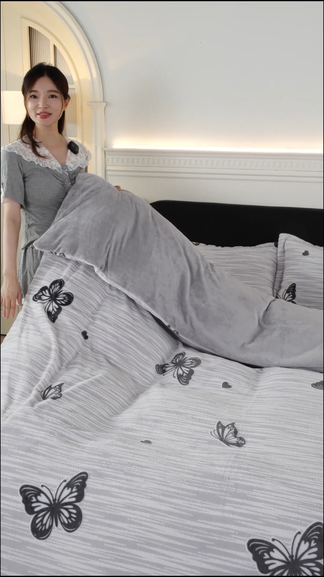 91家纺网 家纺一手货源 找家纺 梦之星 2025新款8斤重牛奶绒6D雕花绒四件套法莱水晶金貂 玫瑰-灰