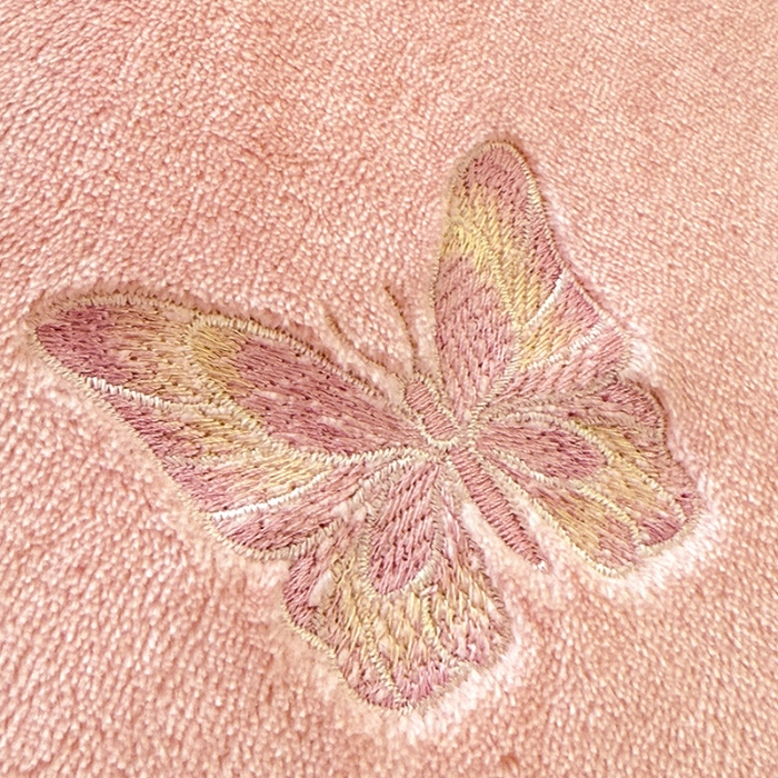 91家纺网 家纺一手货源 找家纺 漫布云 2025新款简约ins风A类全消光230g牛奶绒公主绒四件套床裙款被套-彩蝶系列