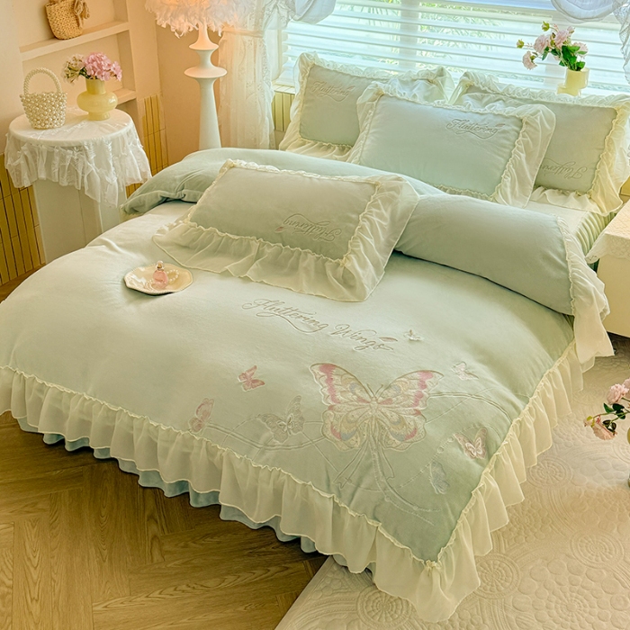 91家纺网 家纺一手货源 找家纺 （总）漫布云 2025新款简约ins风A类全消光230g牛奶绒公主绒四件套床裙款被套-彩蝶系列  彩蝶-新芽绿 