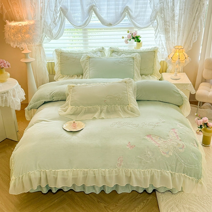 91家纺网 家纺一手货源 找家纺 （总）漫布云 2025新款简约ins风A类全消光230g牛奶绒公主绒四件套床裙款被套-彩蝶系列  彩蝶-新芽绿 