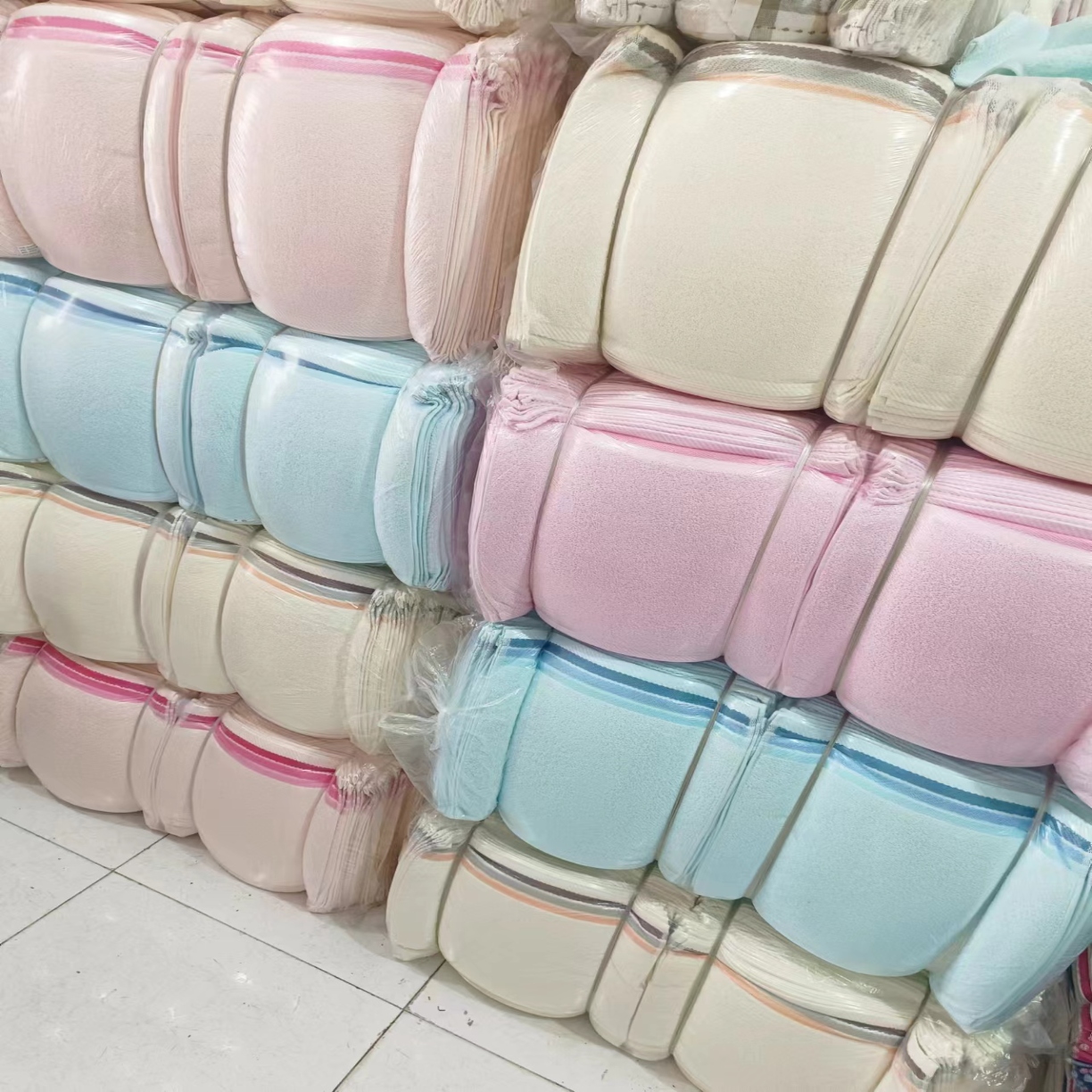 91家纺网 家纺一手货源 找家纺 （总）直播赠品纯棉方巾珊瑚绒毛巾库存批发直播间福利品低价引流孤品小礼品特价清仓促销尾货商品随机小礼品