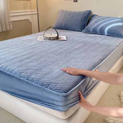 91家纺网 家纺一手货源 找家纺 贡缎提花蚕丝被木棉被手工订花被芯可定做 蚕丝被 蚕丝被