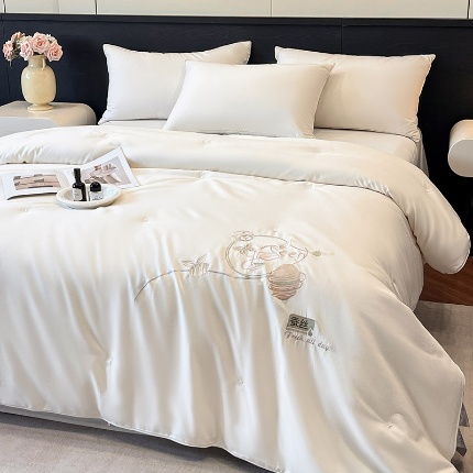 91家纺网 家纺一手货源 找家纺 （总）紫乐 2025新款A类全棉60支长绒棉绣花蚕丝被桑蚕丝柞蚕丝冬被春秋被被子被芯-包检测