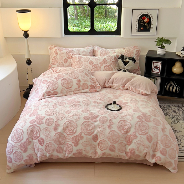 91家纺网 家纺一手货源 找家纺 （总）昊川家纺 2025新款3D立体兔毛雕花四件套