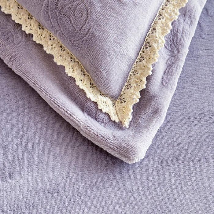 91家纺网 家纺一手货源 找家纺 （总）艾唯希家纺 2025新款韩版雕花绒工艺四件套全消光牛奶绒-语蝶系列