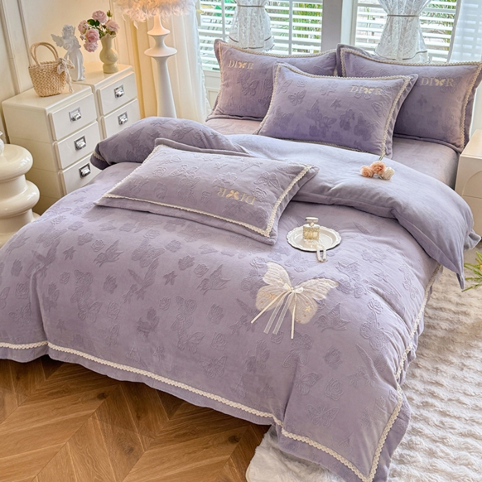 91家纺网 家纺一手货源 找家纺 （总）艾唯希家纺 2025新款韩版雕花绒工艺四件套全消光牛奶绒-语蝶系列