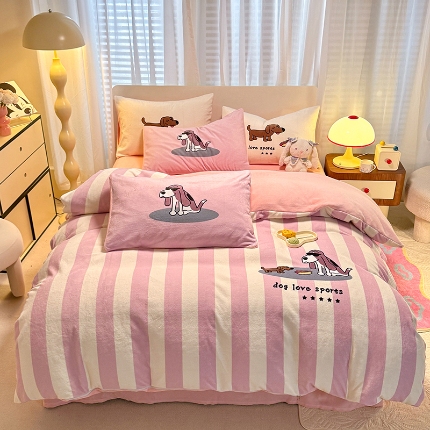 91家纺网 家纺一手货源 找家纺 （总）经年 2025新款大版卡通牛奶绒四件套-4款