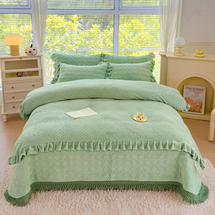 91家纺网 家纺一手货源 找家纺 （总）佰诗特 牛奶绒夹棉流苏单床盖 立体浮雕花绒单品被套三件套床盖四件套保暖套件