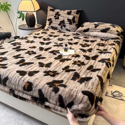 91家纺网 家纺一手货源 找家纺 （总）2025新款印花兔毛绒高克重单床笠床笠单件