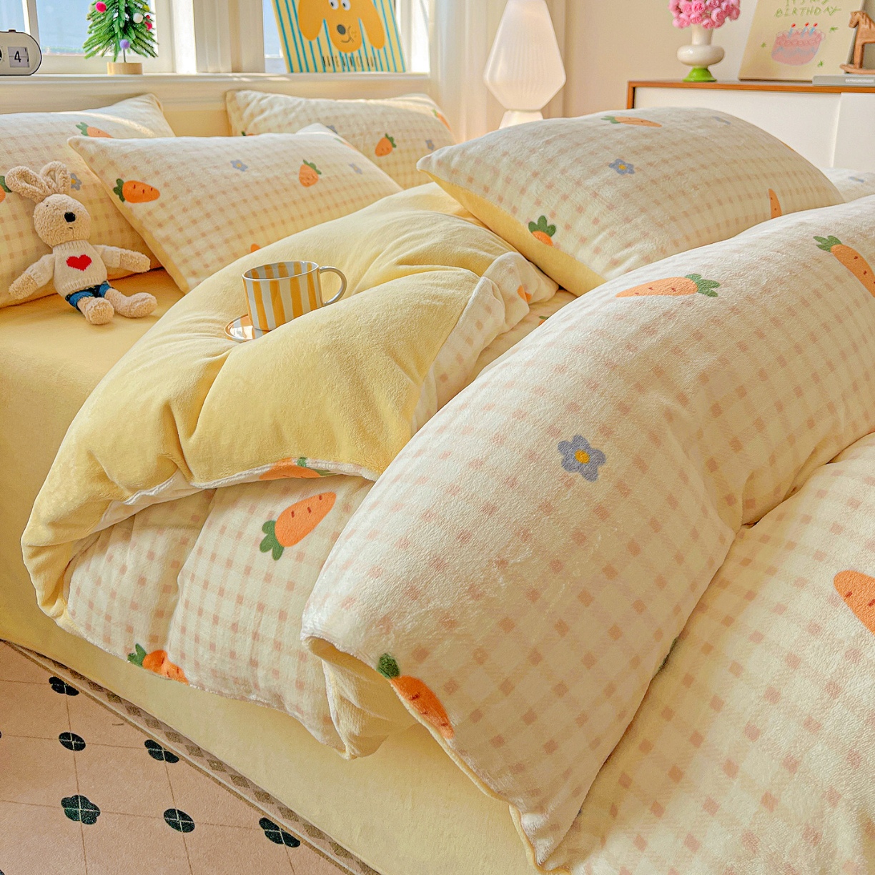 91家纺网 家纺一手货源 找家纺 （总）2025新款加厚款小清新牛奶绒印花四件套床单款床笠单被套