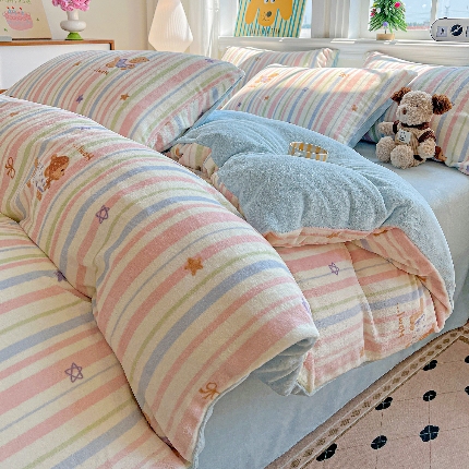 91家纺网 家纺一手货源 找家纺 （总）2025新款加厚款小清新牛奶绒印花四件套床单款床笠单被套