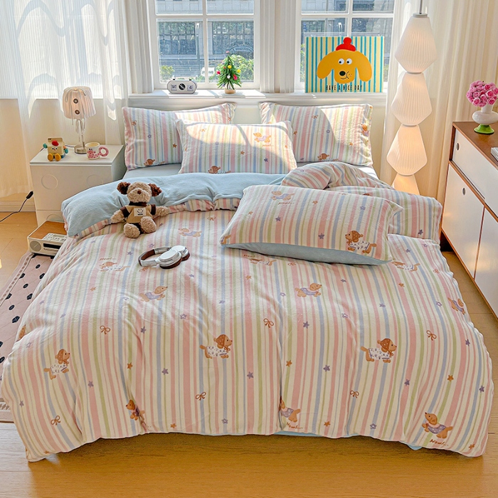 91家纺网 家纺一手货源 找家纺 （总）2025新款小清新牛奶绒印花四件套床单款床笠款套件单被套