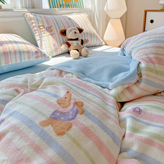 91家纺网 家纺一手货源 找家纺 （总）2025新款小清新牛奶绒印花四件套床单款床笠款套件单被套