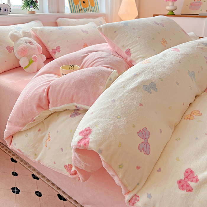 91家纺网 家纺一手货源 找家纺 （总）2025新款小清新牛奶绒印花四件套床单款床笠款套件单被套