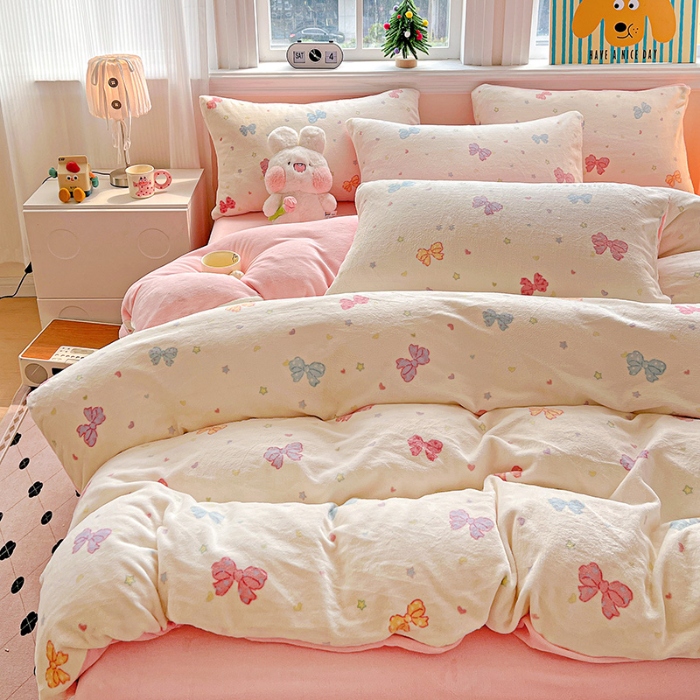 91家纺网 家纺一手货源 找家纺 （总）2025新款小清新牛奶绒印花四件套床单款床笠款套件单被套