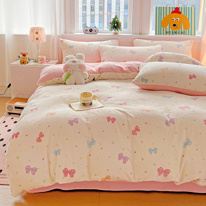 91家纺网 家纺一手货源 找家纺 （总）2025新款小清新牛奶绒印花四件套床单款床笠款套件单被套