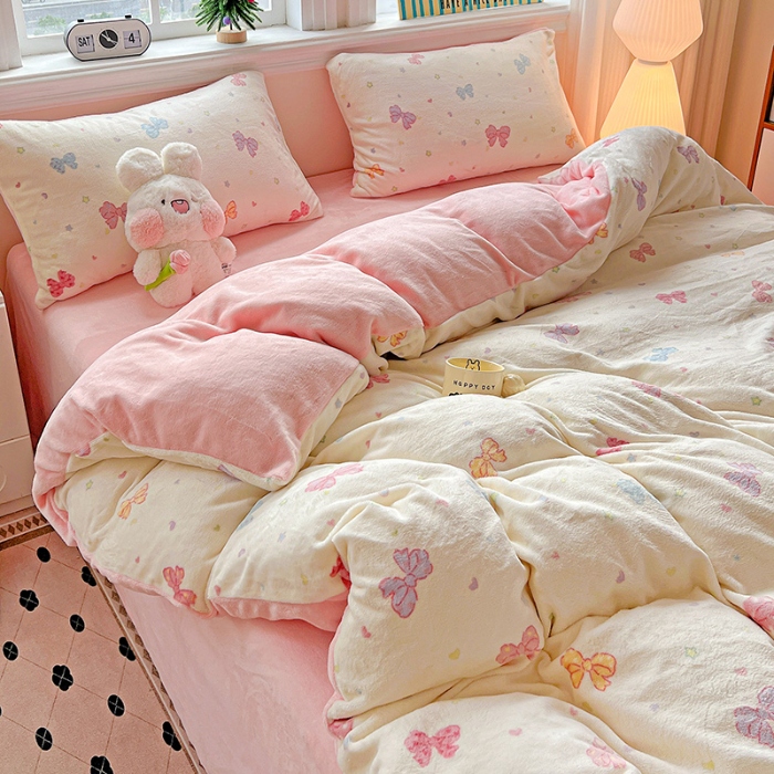 91家纺网 家纺一手货源 找家纺 （总）2025新款小清新牛奶绒印花四件套床单款床笠款套件单被套