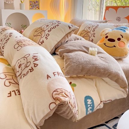 91家纺网 家纺一手货源 找家纺 （总）2025新款小清新牛奶绒印花四件套床单款床笠款套件单被套