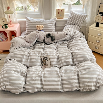 91家纺网 家纺一手货源 找家纺 （总）2025新款13070纯棉四件套卡通小清新全棉印花三四件套床单床笠款床品套件