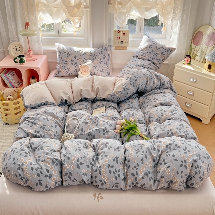 91家纺网 家纺一手货源 找家纺 （总）2025新款13070纯棉四件套卡通小清新全棉印花三四件套床单床笠款床品套件