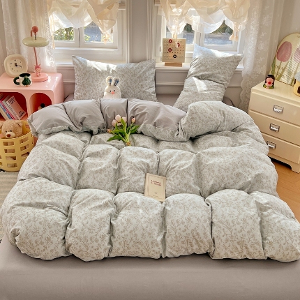 91家纺网 家纺一手货源 找家纺 （总）2025新款13070纯棉四件套卡通小清新全棉印花三四件套床单床笠款床品套件