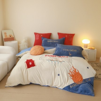 91家纺网 家纺一手货源 找家纺 （总）2025新款A类加厚足球篮球卡通贴布绣牛奶绒四件套冬季儿童三件套床单床笠保暖套件