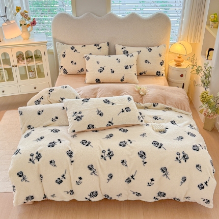 91家纺网 家纺一手货源 找家纺 （总）爱多多家居 2025新款印花美拉德兔毛印花四件套单被套