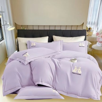 91家纺网 家纺一手货源 找家纺 2025秋冬全棉轻磨毛长绒棉贴布绣四件套比心兔糸列