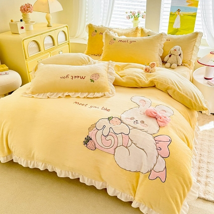 苏米娜2025秋冬新品大版卡通230g牛奶绒兔毛贴布绣婴儿绒四件套--可爱兔系列   可爱兔-暖黄 