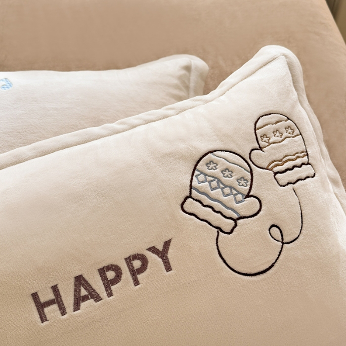 91家纺网 家纺一手货源 找家纺 （总）漫布云2025秋冬新品大版卡通230g牛奶绒兔毛贴布绣婴儿绒四件套--布林系列   布林-浅咖 