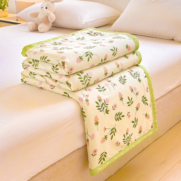 91家纺网 家纺一手货源 找家纺 友承家纺 2025新款舒适印花水洗棉夏被空调被 恋爱味道