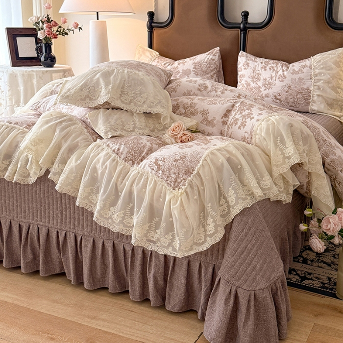 91家纺网 家纺一手货源 找家纺 漫布云2025秋冬新款法式复古双层花边大蕾丝水洗棉亚麻床盖款四件套全棉纯棉印花小碎花四件套 芙琳 