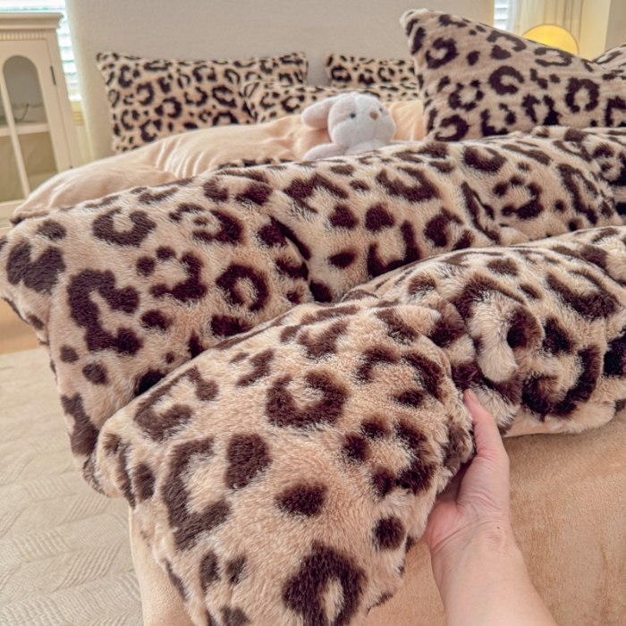 91家纺网 家纺一手货源 找家纺 （总）2025新款 印花美拉德兔毛印花单被套 