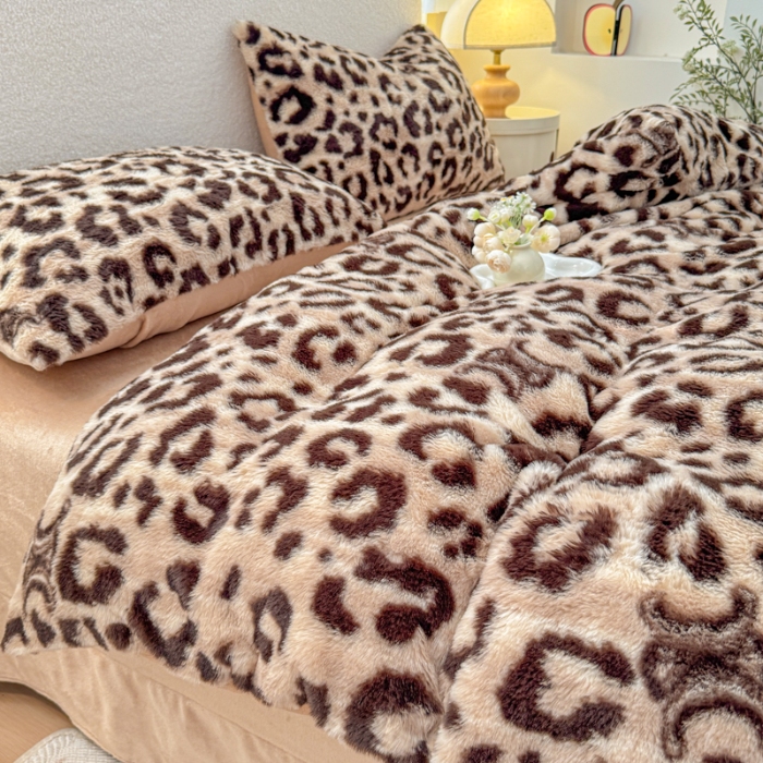 91家纺网 家纺一手货源 找家纺 （总）2025新款 印花美拉德兔毛印花单被套 