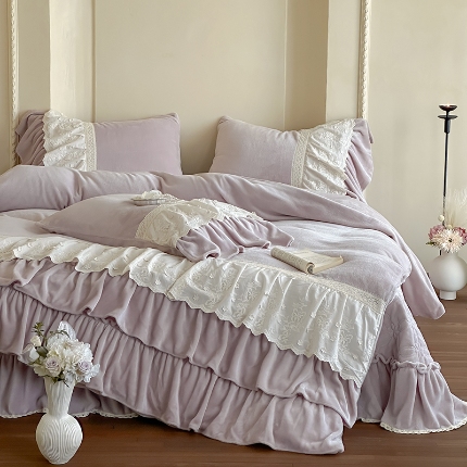 91家纺网 家纺一手货源 找家纺 （总）惯盈家纺 2025新款秋冬A类牛奶绒浮雕刺绣法式公主裙床裙款床盖款四件套-里约油画(含买家秀）