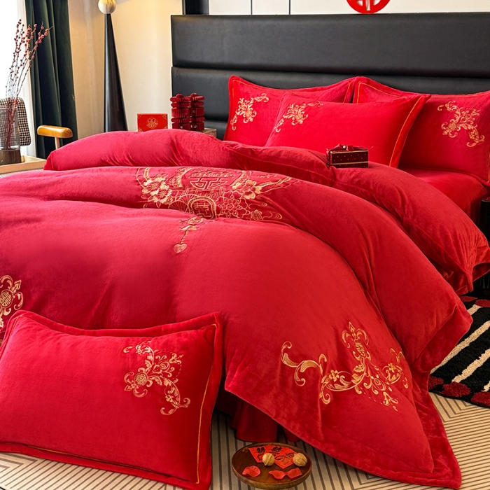 91家纺网 家纺一手货源 找家纺 苏米娜秋冬230g全消光牛奶绒四件套婚庆大红结婚牛奶绒床裙款四件套龙凤百子喜庆被套牛奶绒床盖款四件套 爱意浓 