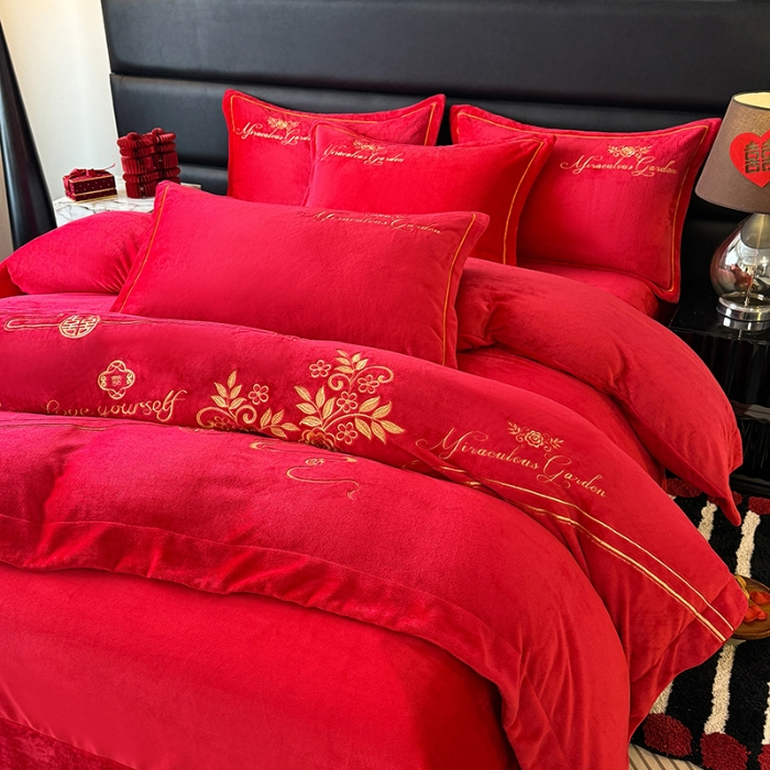 91家纺网 家纺一手货源 找家纺 苏米娜秋冬230g全消光牛奶绒四件套婚庆大红结婚牛奶绒床裙款四件套龙凤百子喜庆被套牛奶绒床盖款四件套  倾城 