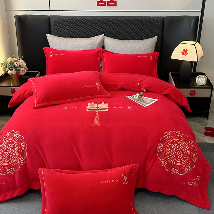 91家纺网 家纺一手货源 找家纺 苏米娜秋冬230g全消光牛奶绒四件套婚庆大红结婚牛奶绒床裙款四件套龙凤百子喜庆被套牛奶绒床盖款四件套 喜结连理