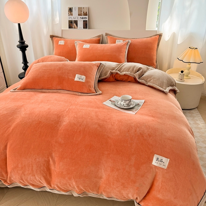 91家纺网 家纺一手货源 找家纺 （总）喜梦缘 2025新款高克重纯色牛奶绒宽边工艺款四件套