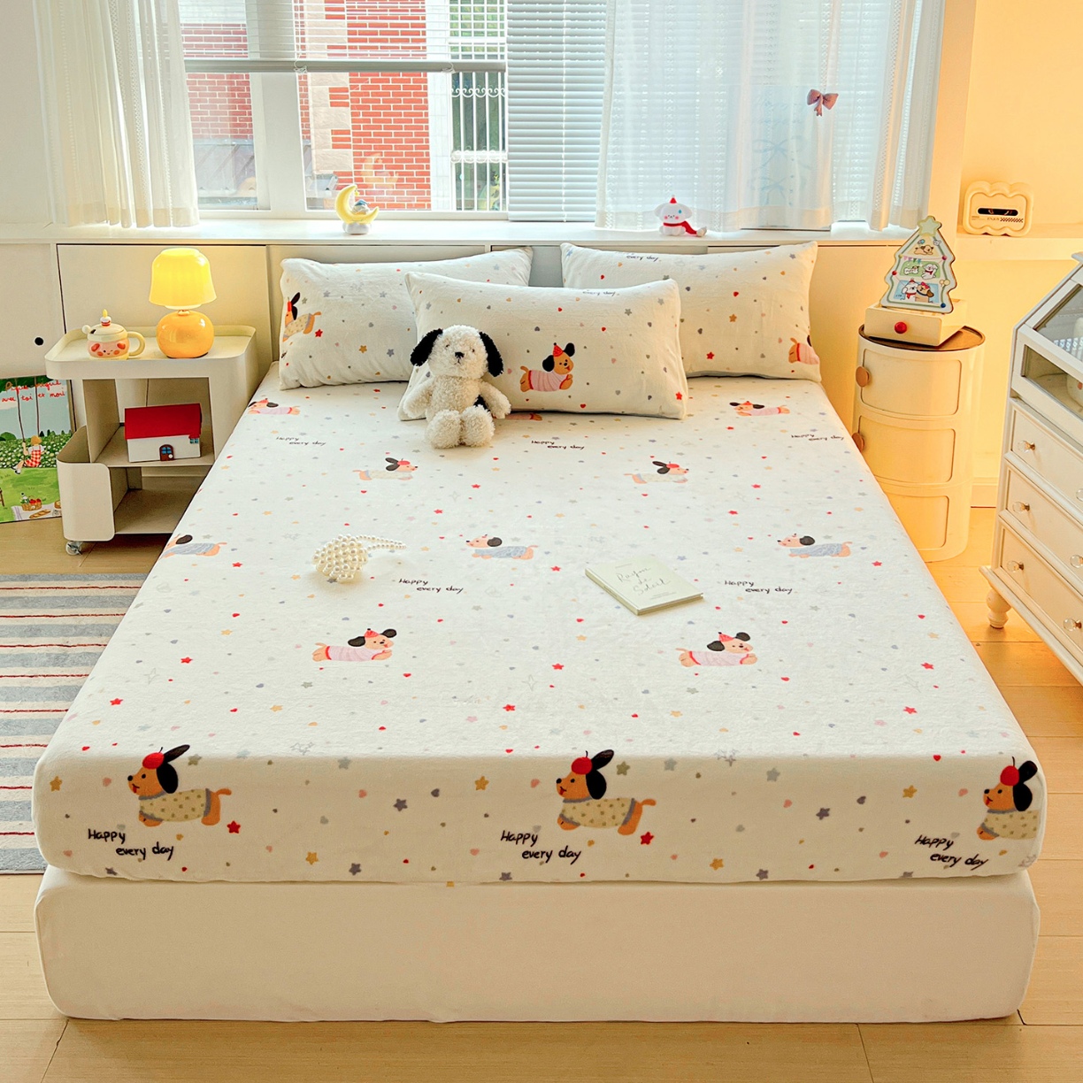 91家纺网 家纺一手货源 找家纺 （总）2025新款加厚A类牛奶绒印花床笠床罩床护垫