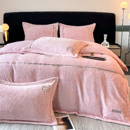 91家纺网 家纺一手货源 找家纺 （总）牛奶绒宝宝水晶绒法莱冰岛绒简约轻奢肌理纹保暖冬季保温四件套格瑞诗