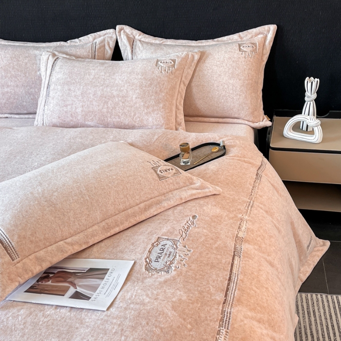 91家纺网 家纺一手货源 找家纺 （总）牛奶绒宝宝水晶绒法莱冰岛绒简约轻奢肌理纹保暖冬季保温四件套格瑞诗