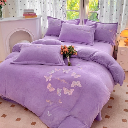 新2025高克重清新公主风纯色花卉230g牛奶绒贴布绣花刺绣四件套床单被套单品加厚纯色花卉高克重牛奶绒贴布刺绣花四件套 蝶舞紫色