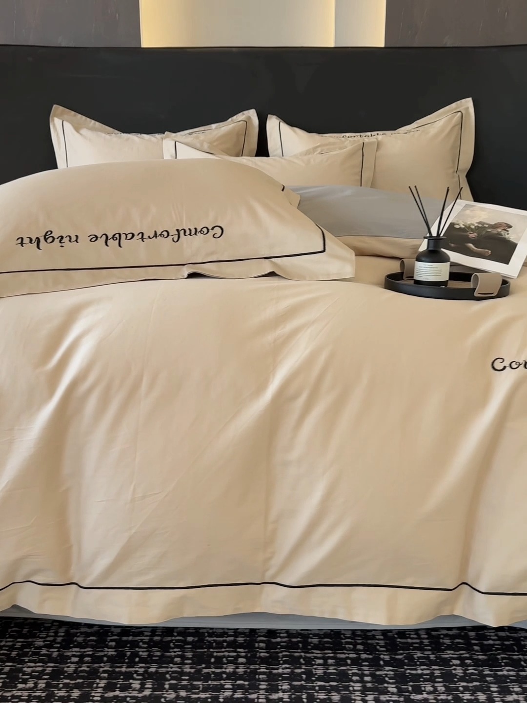 91家纺网 家纺一手货源 找家纺 （总）2025新款全棉长绒棉双拼四件套刺绣轻奢床上用品-简约