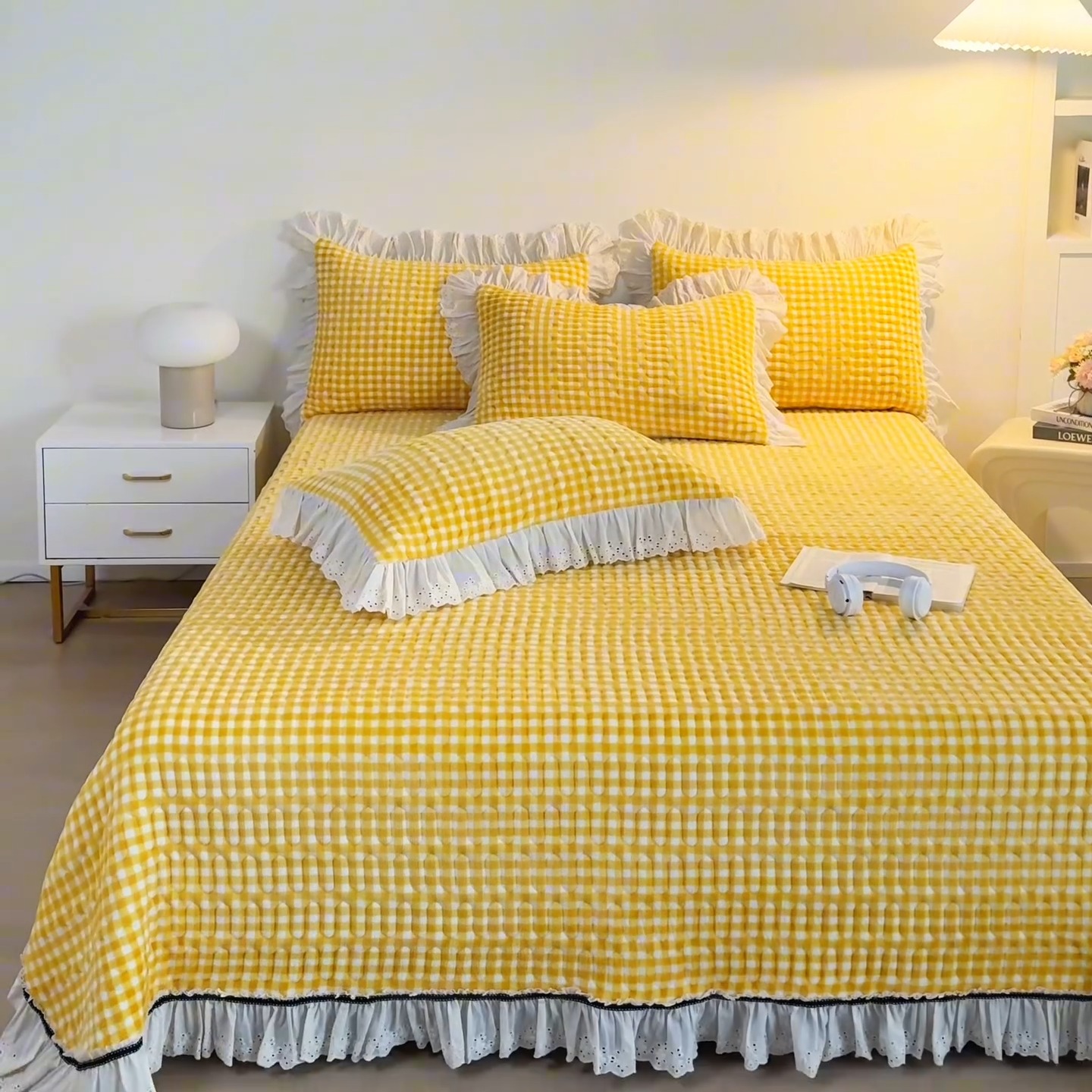 91家纺网 家纺一手货源 找家纺 （总）2025高克重加厚牛奶绒无印风格子床盖蕾丝花边织带花边宝宝绒婴儿绒简约风单床盖床褥全棉花边床单三件套