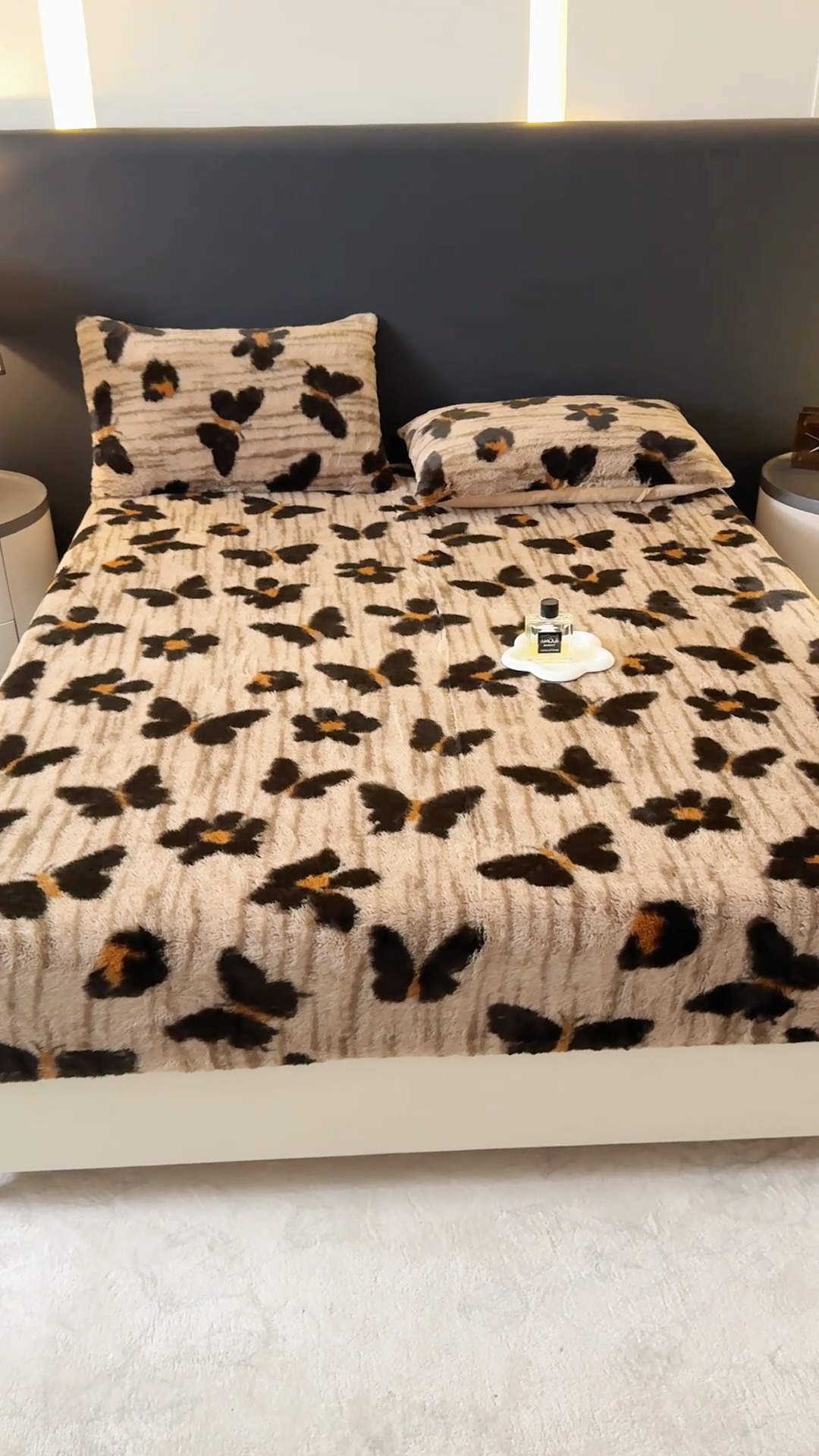 91家纺网 家纺一手货源 找家纺 （总）爱多多家居 2025新款印花兔毛绒高克重单床笠床笠单件