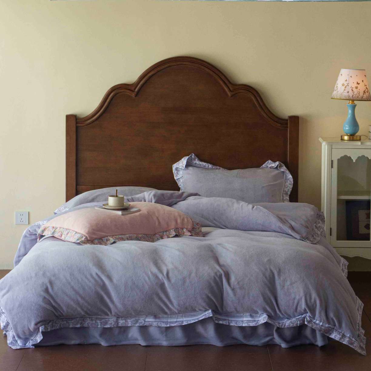 91家纺网 家纺一手货源 找家纺 （总）绒梦里 2025新款高克重全消光工艺款高定云绒牛奶绒四件套云柔秘境 